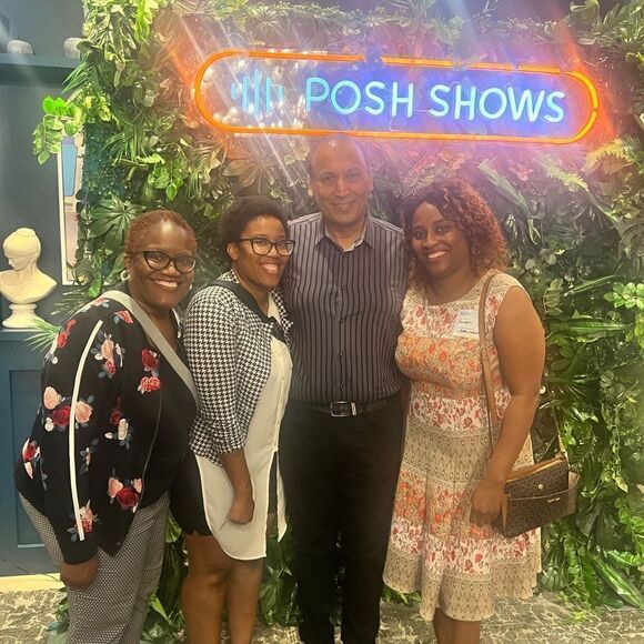 LIKE THIS NOTIFICATION FOR ACCESS TO MY CLOSET AND FOR MY UPCOMING SHOWS - Picture 3 of 7